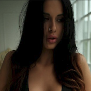 ElinaQ Pornstar