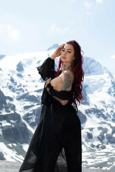 Ria Red Pornstar