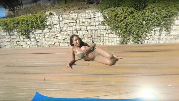 Hot Friends In a Sunny Day - Image 1