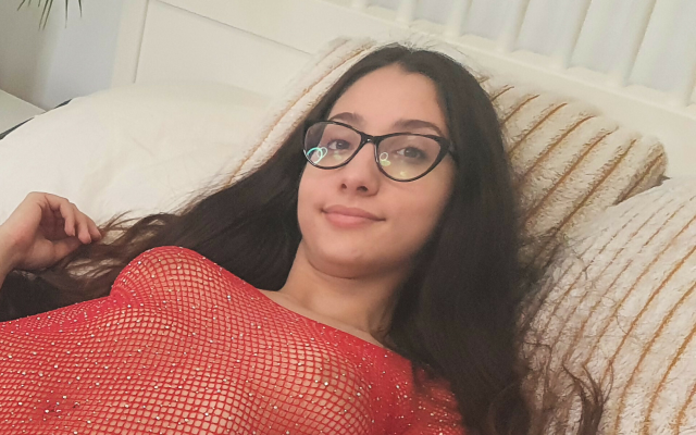 PM From Teen Maid Morgana - Image 2