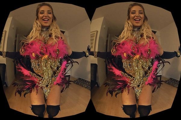 Sasha Leigh: Hardcore VR Striptease Thrill - Image 3