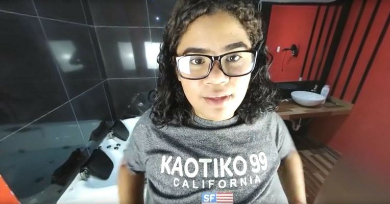 Busty Latina Takes A Steamy Bath – Amateur VR Daddy Fantasy - Image 1