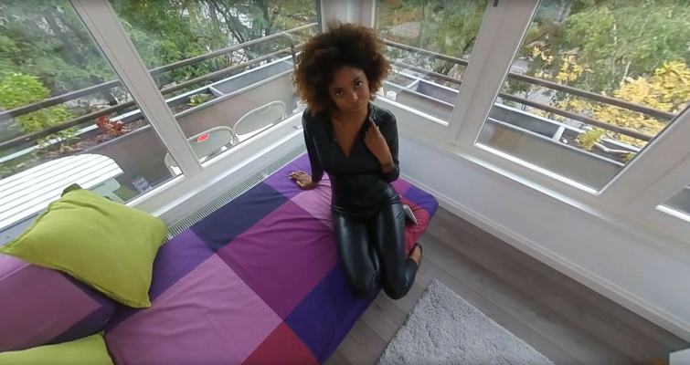 Luna Corazon in Sensual Call Girl VR Fantasy - Image 1