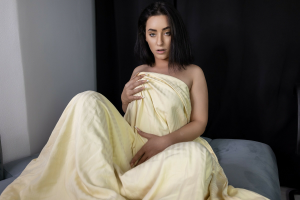 Olivia Hart in Secret Seduction VR Tease - Image 4