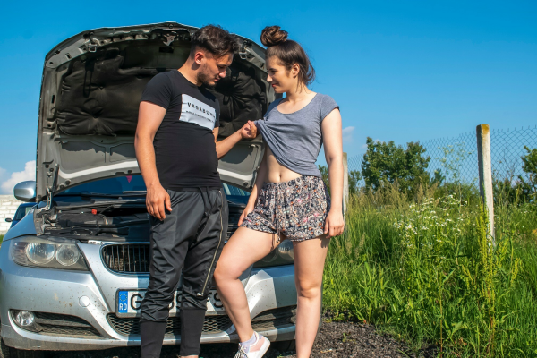 Darya & Brad - Fix My Car And Fuck My Pussy - Image 5