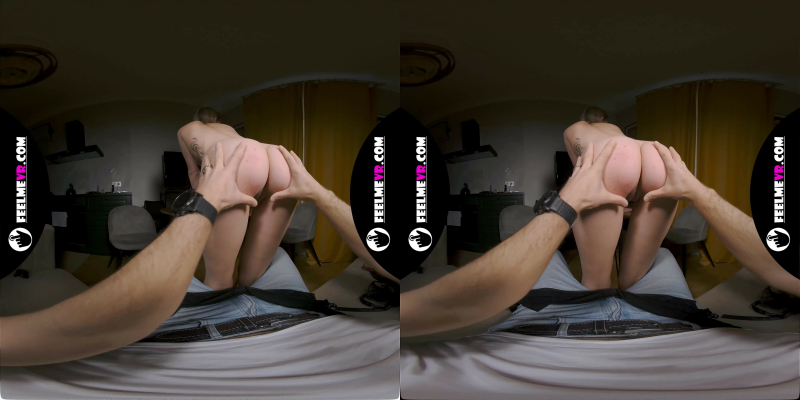 Mary Moon's Sensual VR Striptease in 4K - Image 1