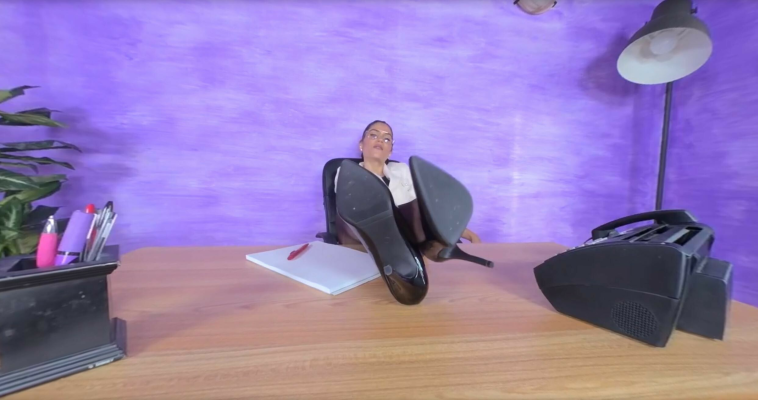 Sexy Secretary Chiara Gives You A Proper Foot Tease - Image 5