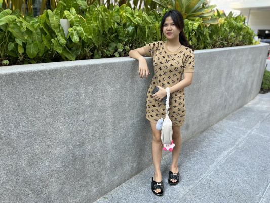 18Yo Student Mu Craves Intense VR Action - Image 7